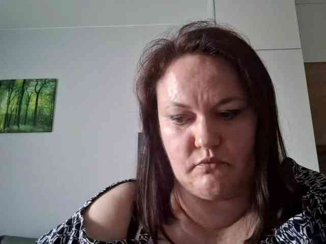 OpheliaSweet webcam