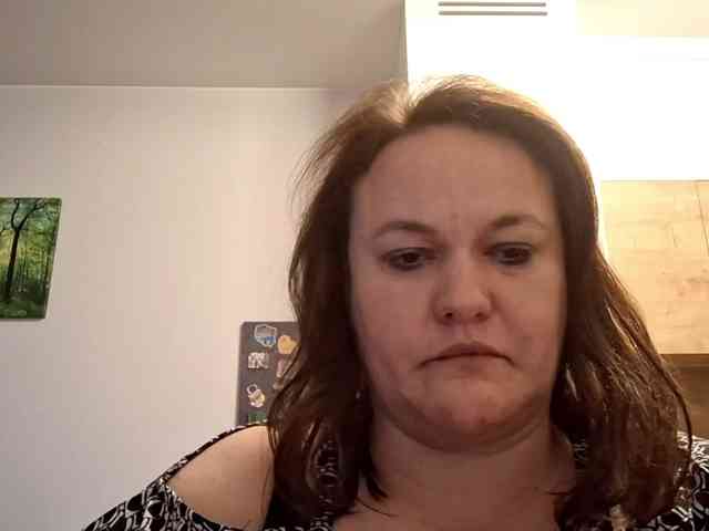 OpheliaSweet webcam