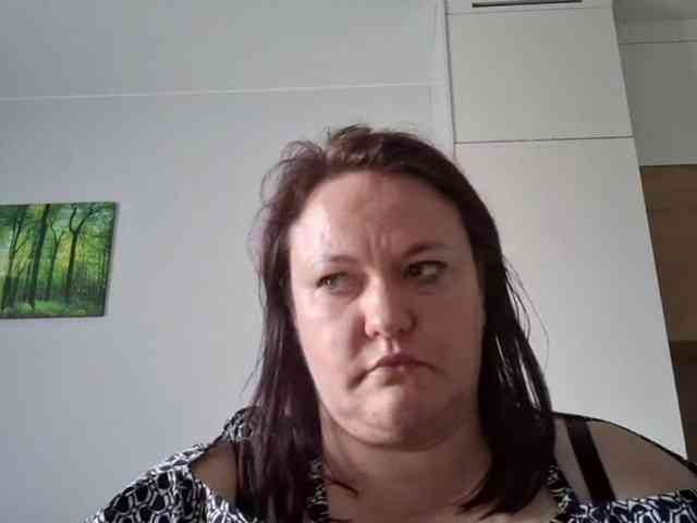 OpheliaSweet webcam