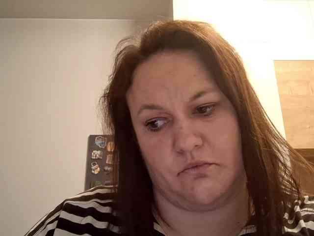 OpheliaSweet webcam