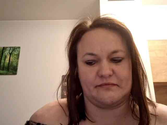 OpheliaSweet webcam