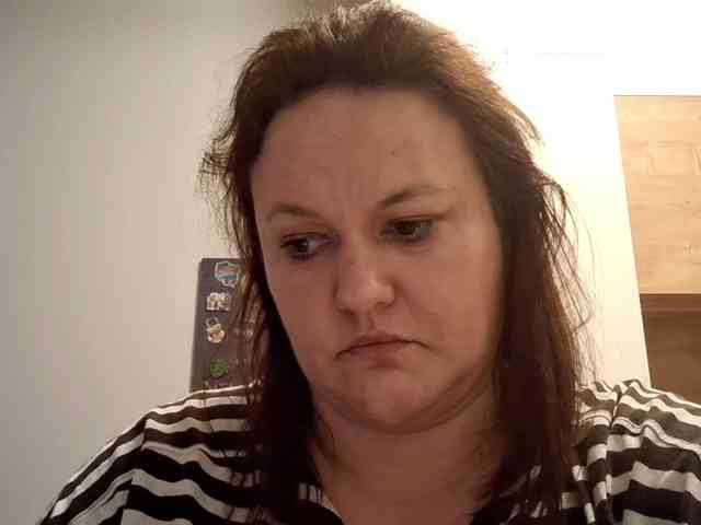 OpheliaSweet webcam