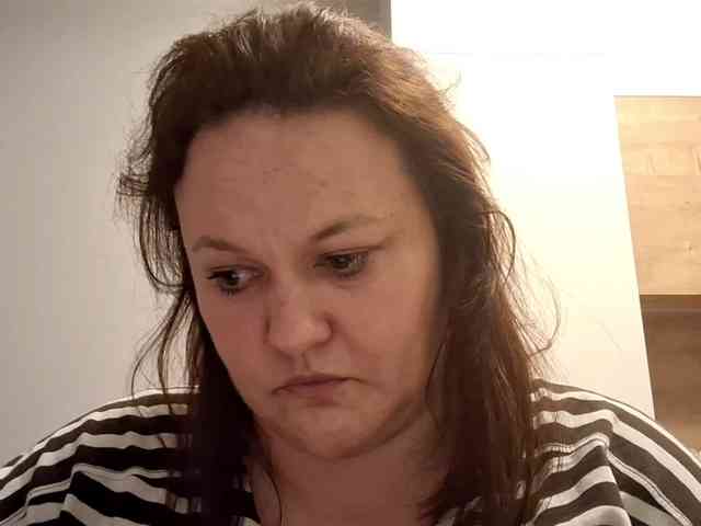 OpheliaSweet webcam