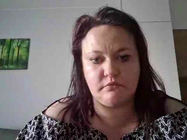 OpheliaSweet webcam