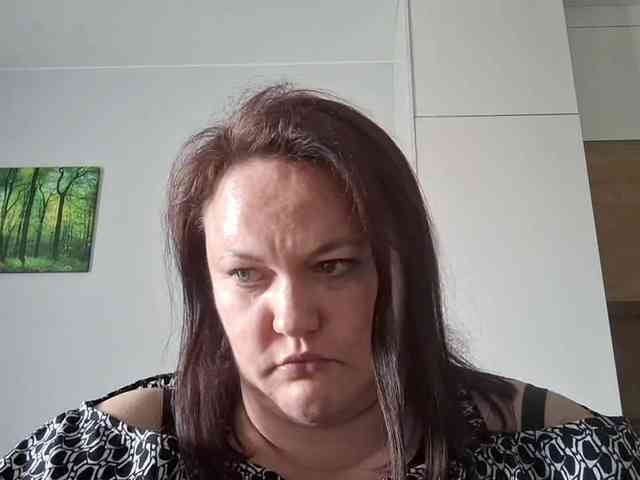 OpheliaSweet webcam