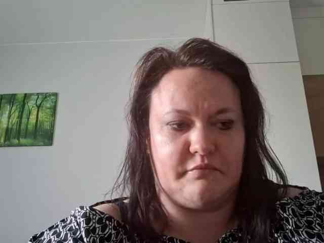OpheliaSweet webcam