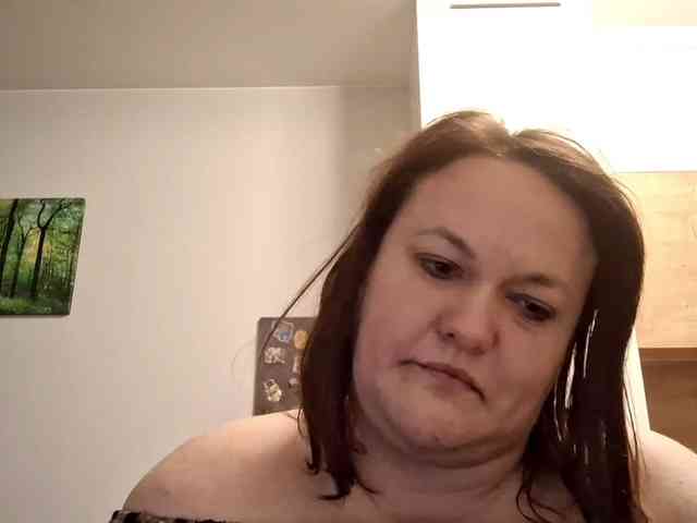 OpheliaSweet webcam