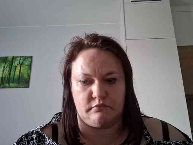OpheliaSweet webcam