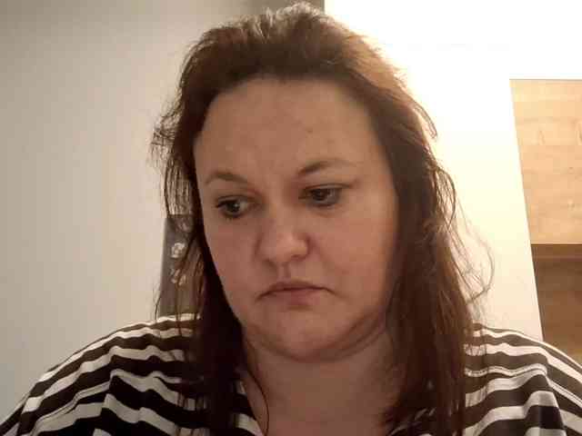 OpheliaSweet webcam