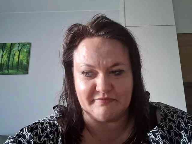 OpheliaSweet webcam