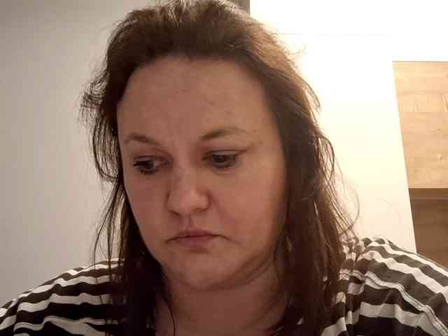 OpheliaSweet webcam