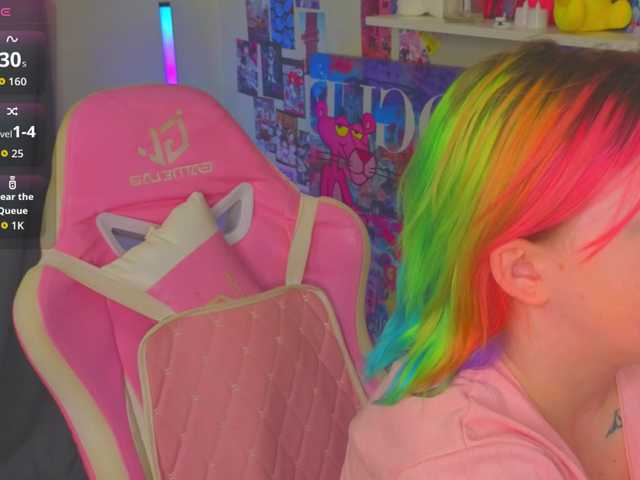 MiaFerd live cam on BongaCams