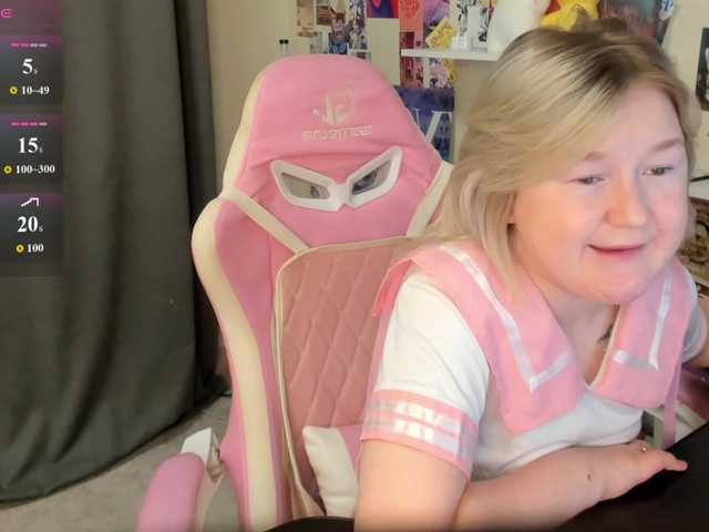 MiaFerd live cam on BongaCams