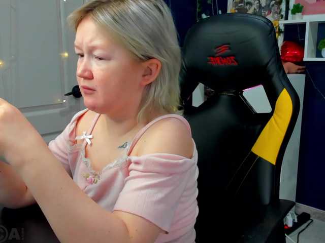 MiaFerd live cam on BongaCams