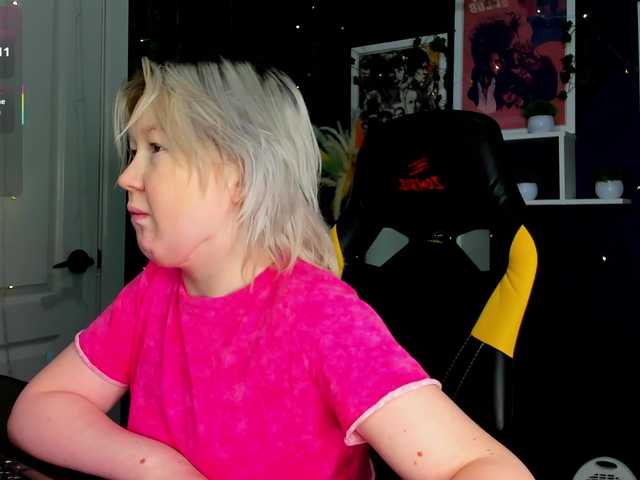 MiaFerd live cam on BongaCams