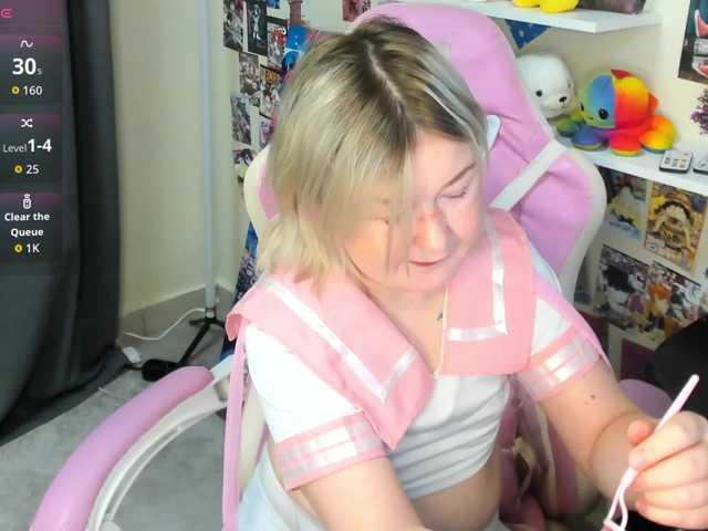 MiaFerd live cam on BongaCams