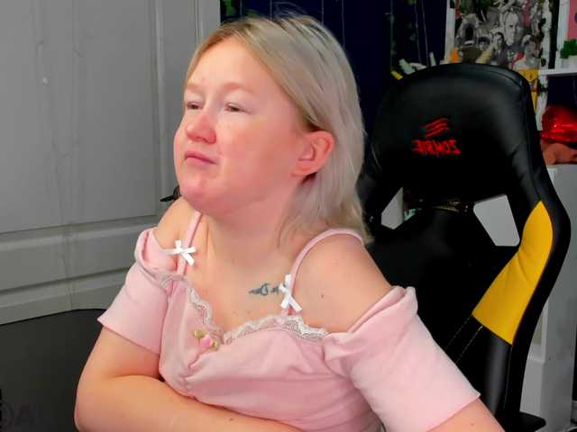 MiaFerd live cam on BongaCams