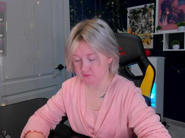 MiaFerd live cam on BongaCams