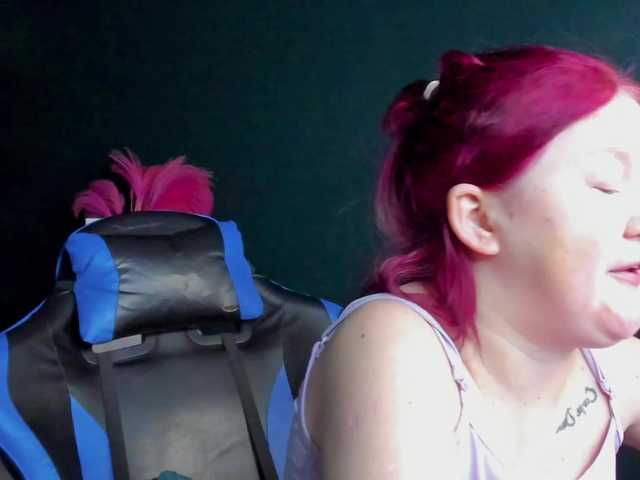 MiaFerd live cam on BongaCams