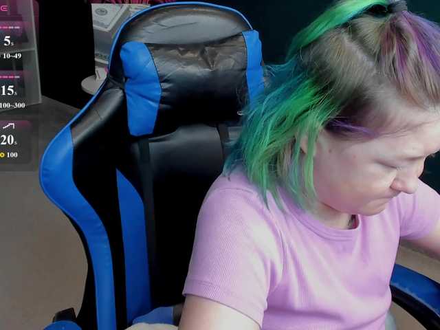MiaFerd live cam on BongaCams