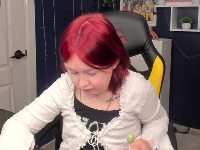 MiaFerd live cam on BongaCams