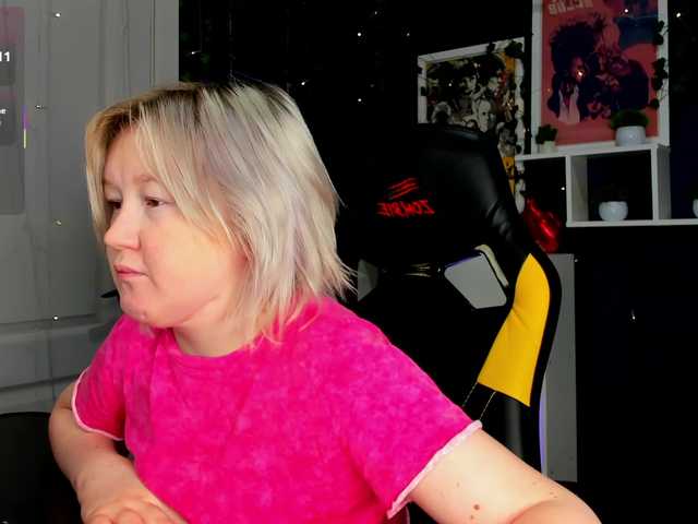 MiaFerd live cam on BongaCams