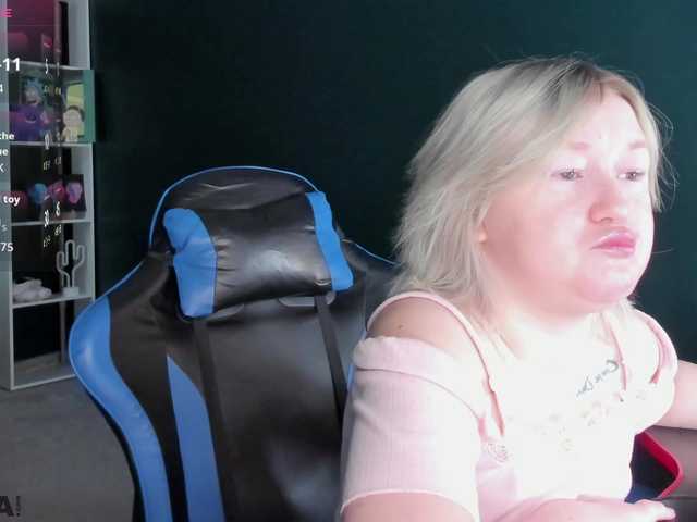 MiaFerd live cam on BongaCams
