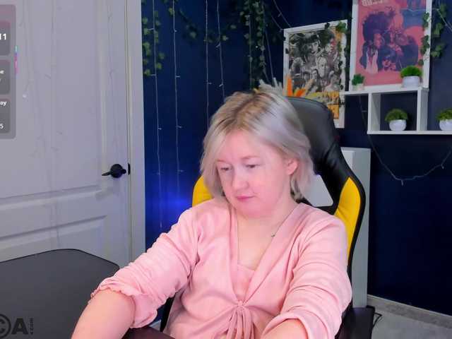 MiaFerd live cam on BongaCams