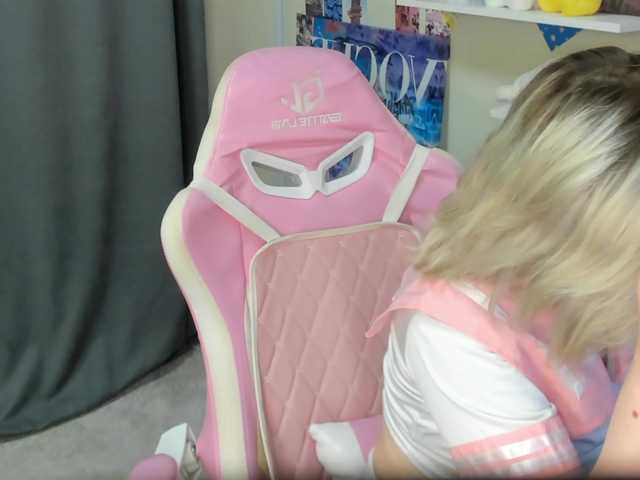 MiaFerd live cam on BongaCams