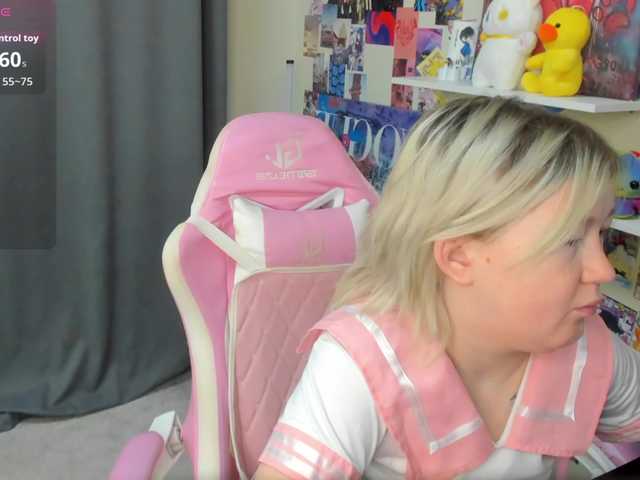 MiaFerd live cam on BongaCams