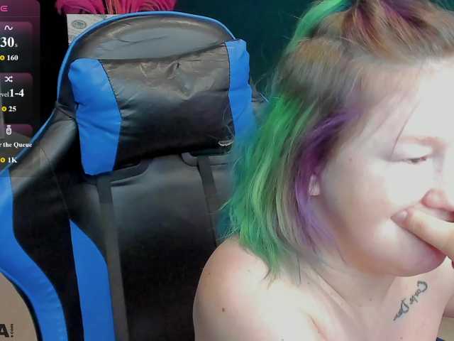 MiaFerd live cam on BongaCams