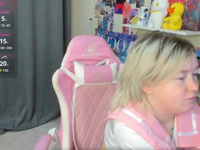 MiaFerd live cam on BongaCams