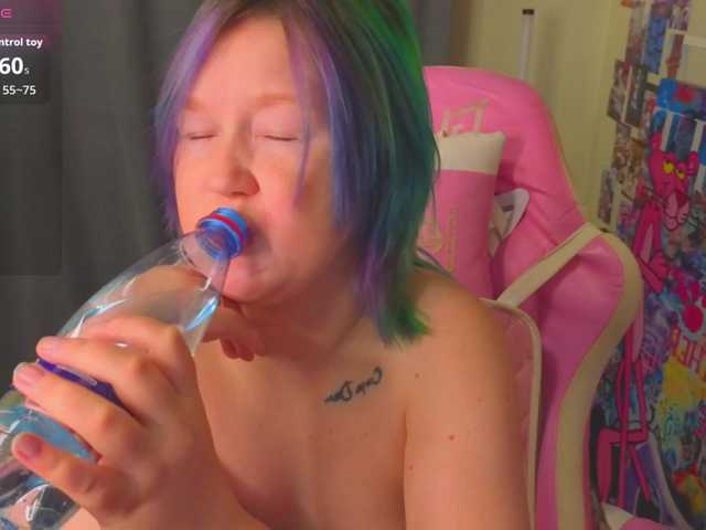 MiaFerd live cam on BongaCams