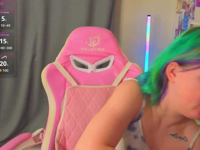 MiaFerd live cam on BongaCams