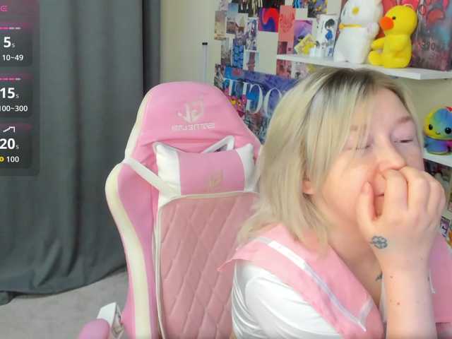 MiaFerd live cam