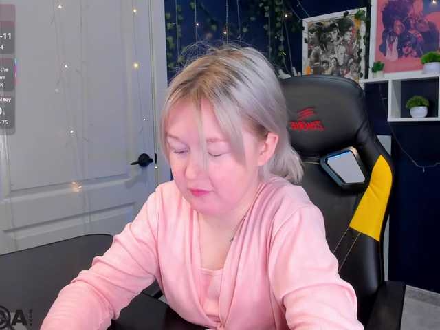 MiaFerd live cam on BongaCams
