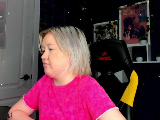 MiaFerd live cam on BongaCams