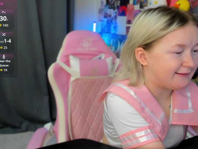 MiaFerd live cam on BongaCams