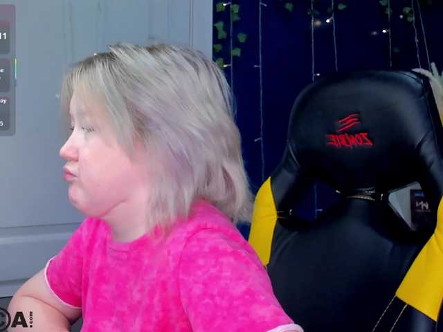 MiaFerd live cam on BongaCams