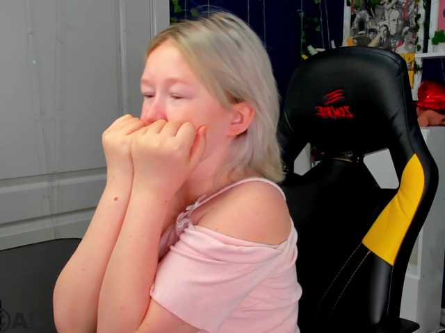 MiaFerd live cam on BongaCams