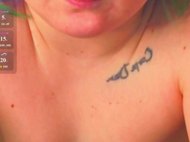 MiaFerd live cam on BongaCams