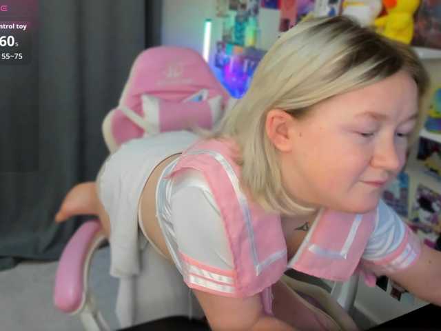 MiaFerd live cam on BongaCams