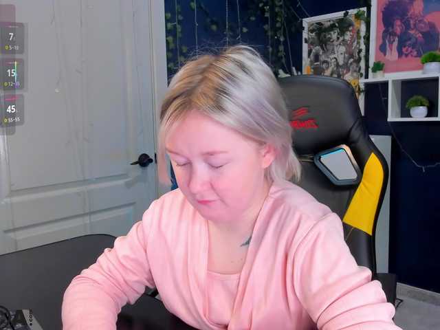 MiaFerd live cam on BongaCams