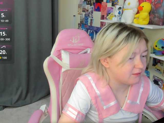 MiaFerd live cam on BongaCams