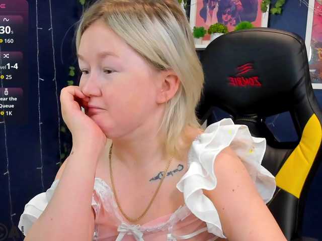 MiaFerd live cam on BongaCams