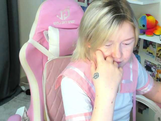 MiaFerd live cam on BongaCams