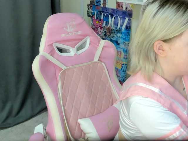MiaFerd live cam on BongaCams