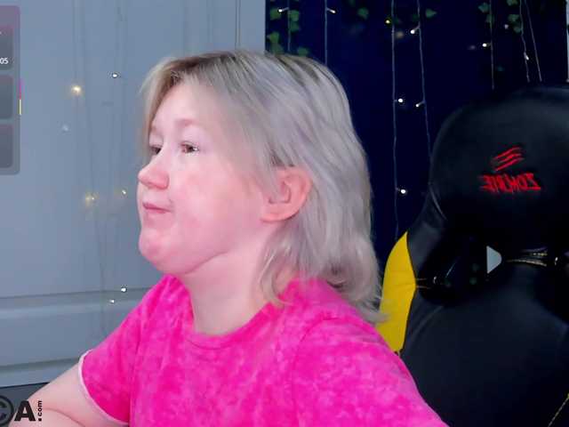 MiaFerd live cam on BongaCams