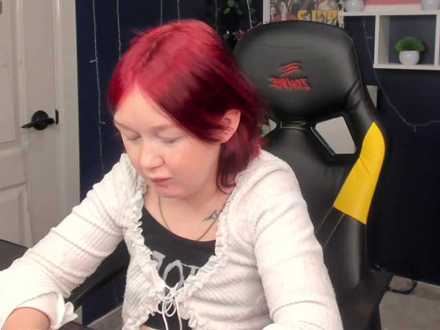 miaferd live sex show