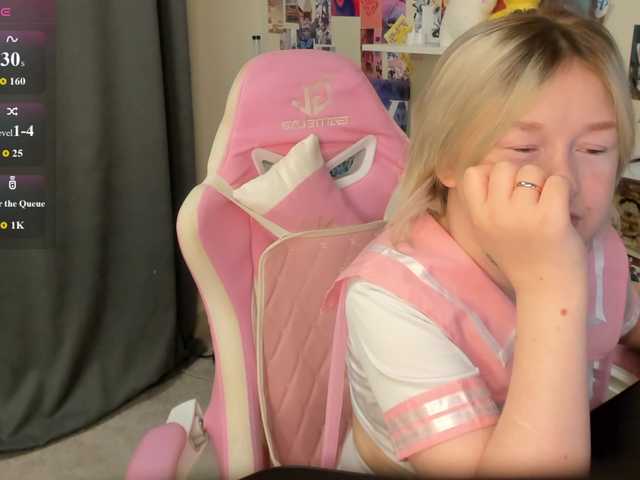 MiaFerd live cam on BongaCams